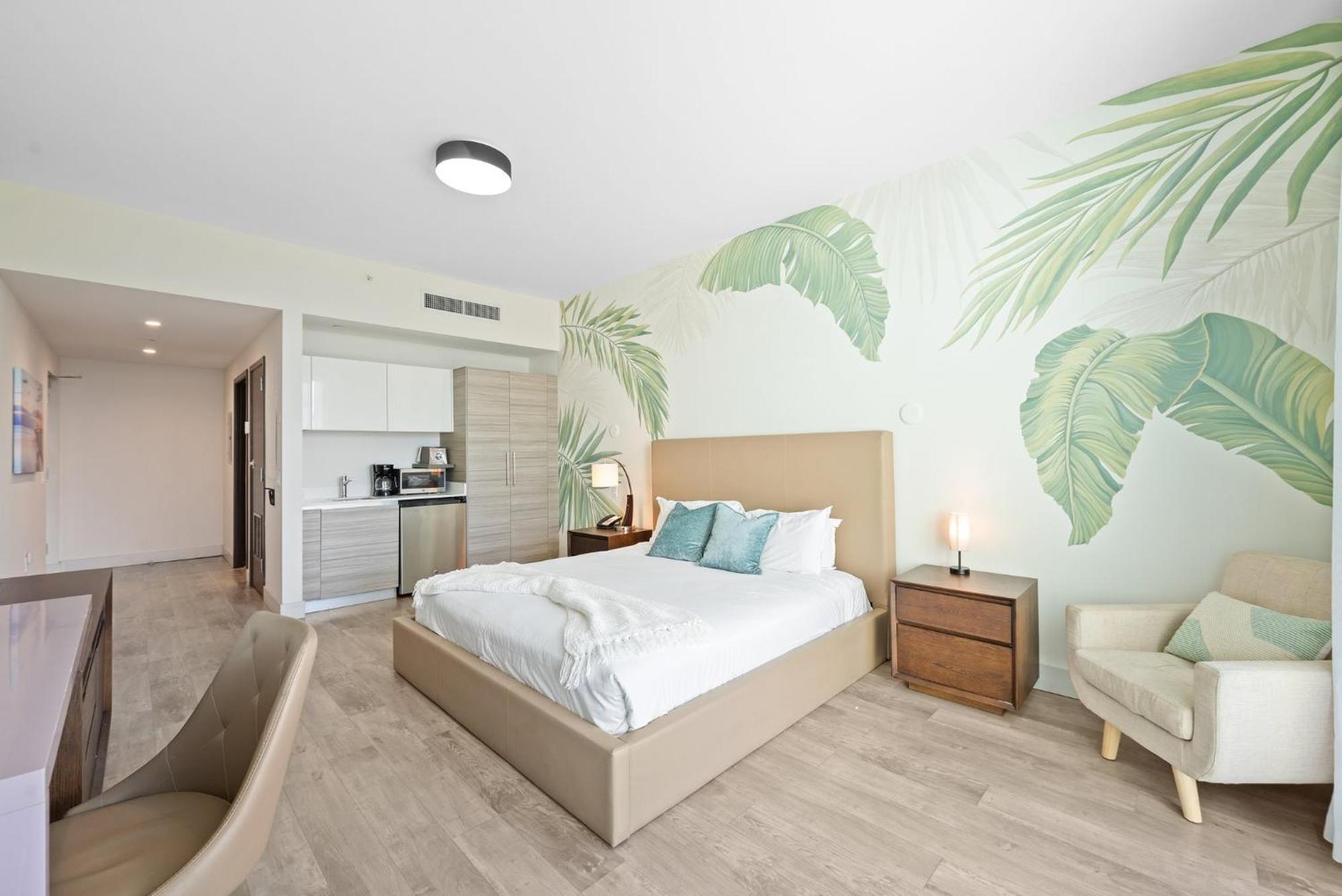 Hollywood Studios Condo Costa Eksteriør billede